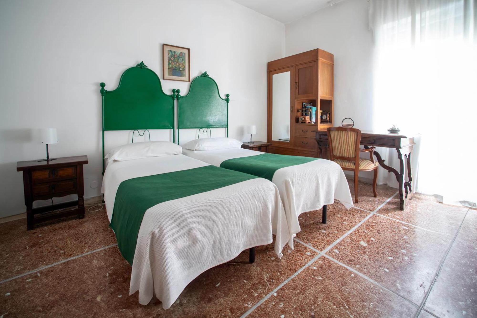 2 Passi Da Bed & Breakfast Rome Exterior photo