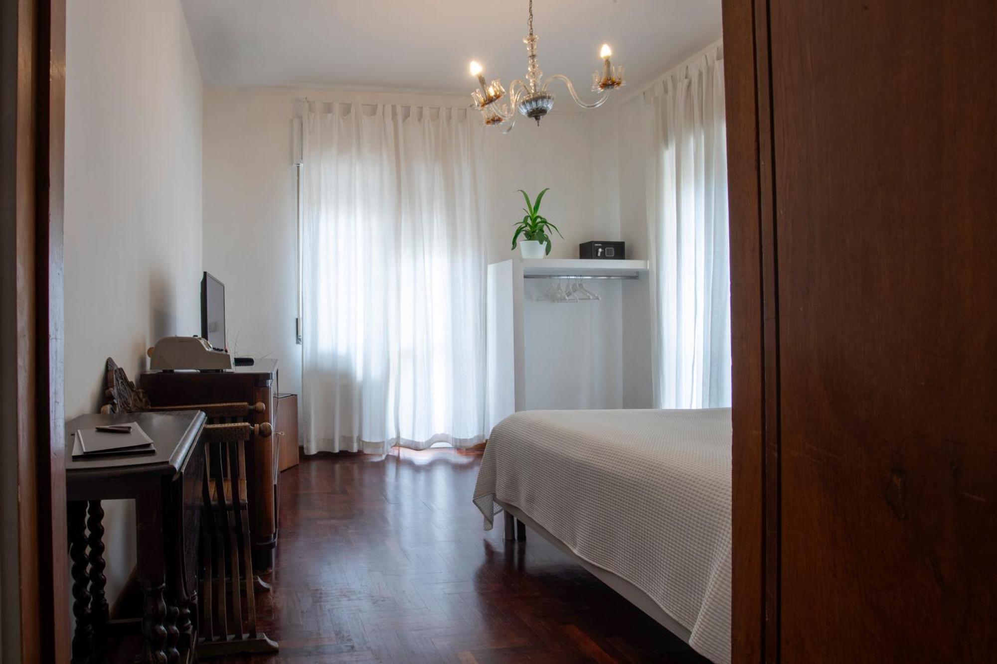 2 Passi Da Bed & Breakfast Rome Exterior photo