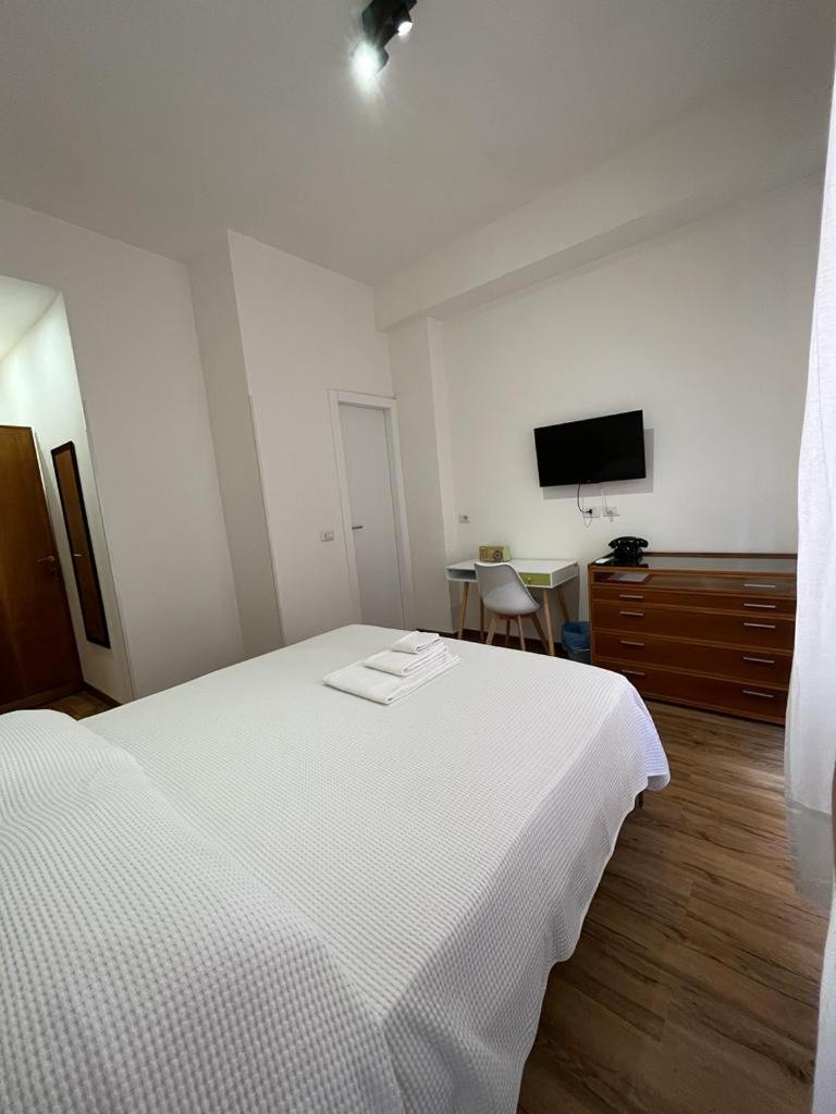 2 Passi Da Bed & Breakfast Rome Exterior photo