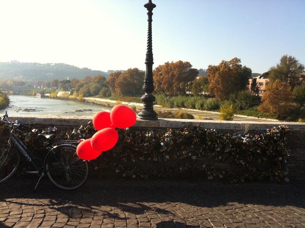 2 Passi Da Bed & Breakfast Rome Exterior photo