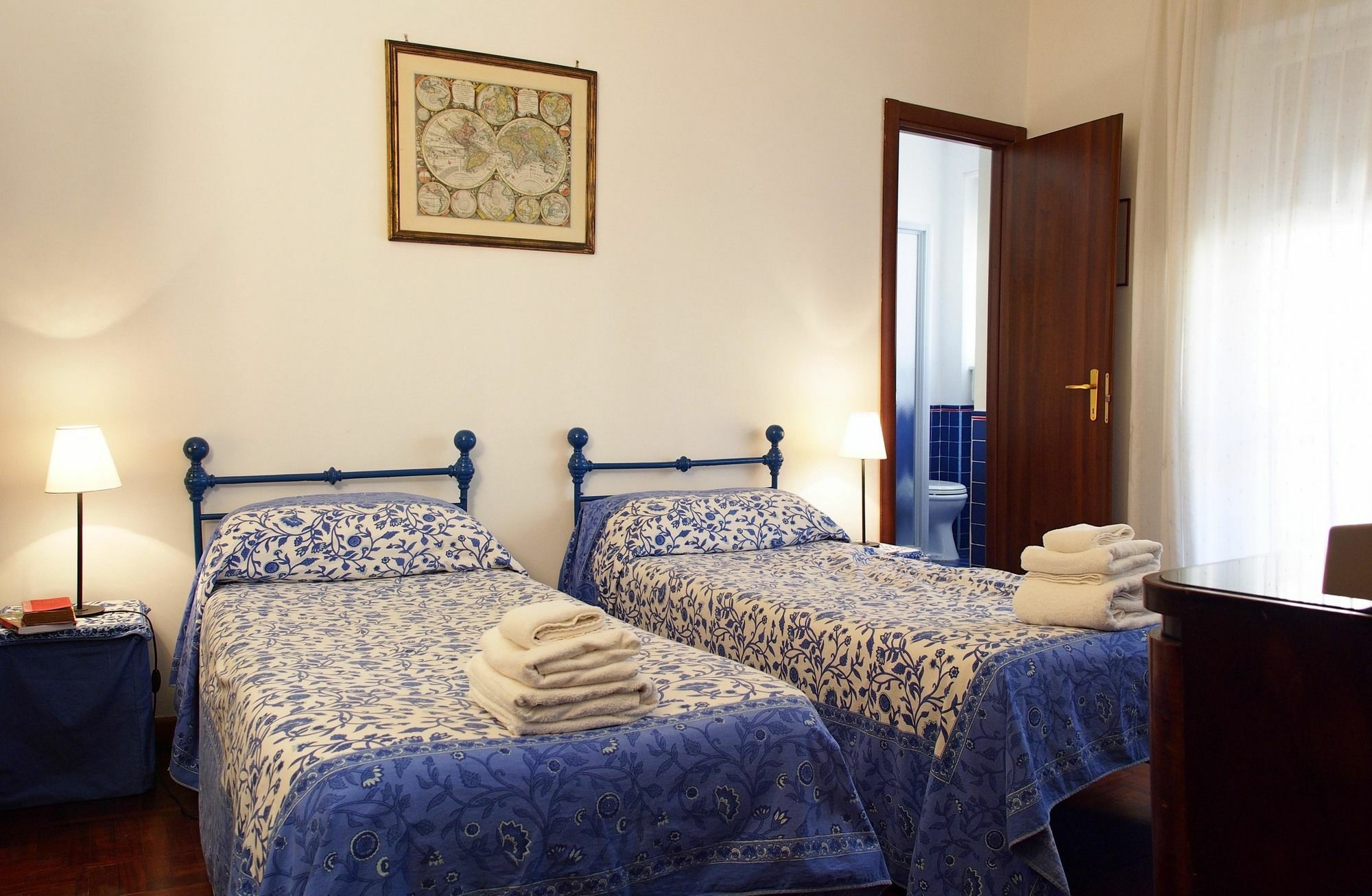 2 Passi Da Bed & Breakfast Rome Exterior photo