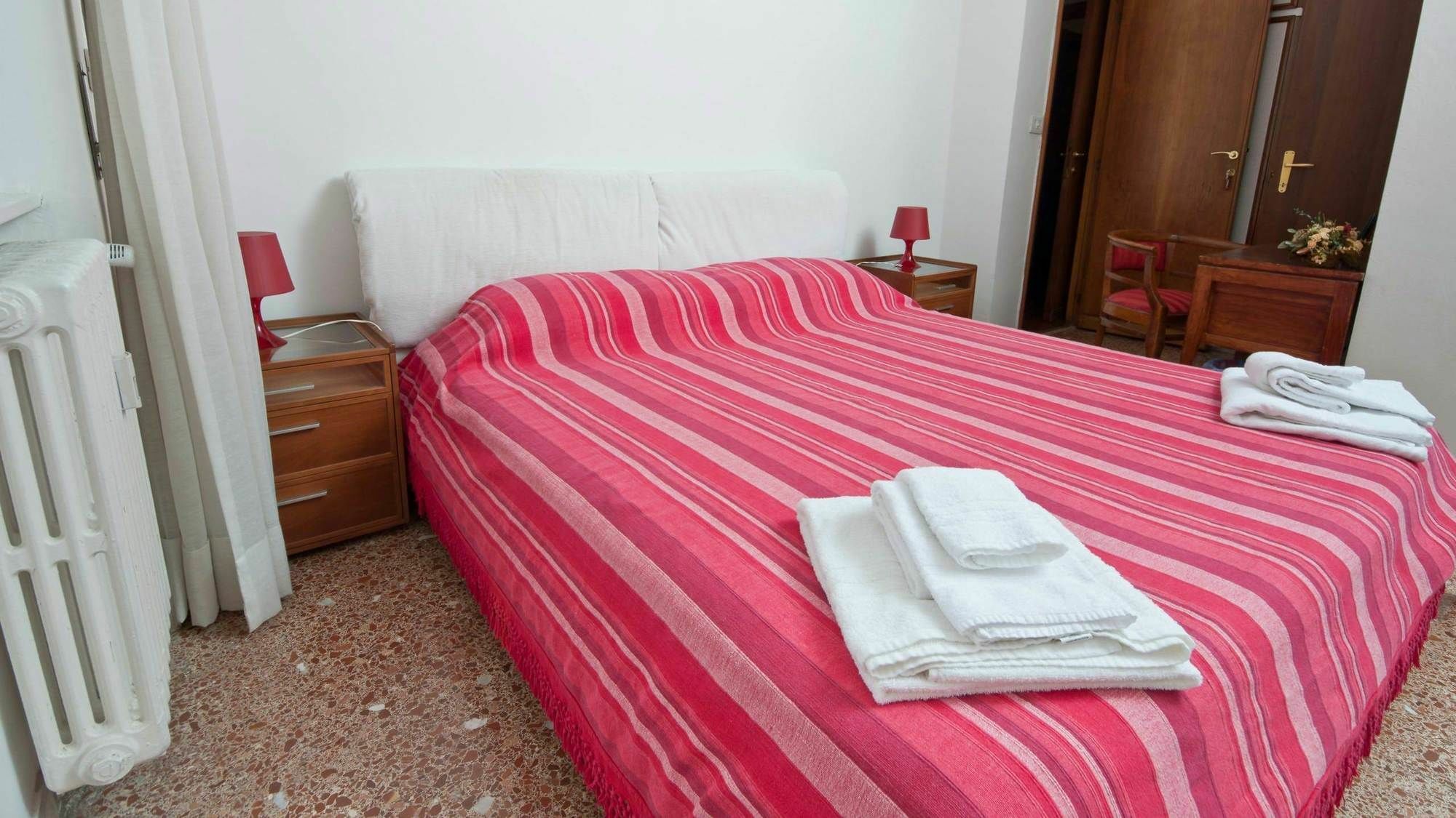2 Passi Da Bed & Breakfast Rome Exterior photo